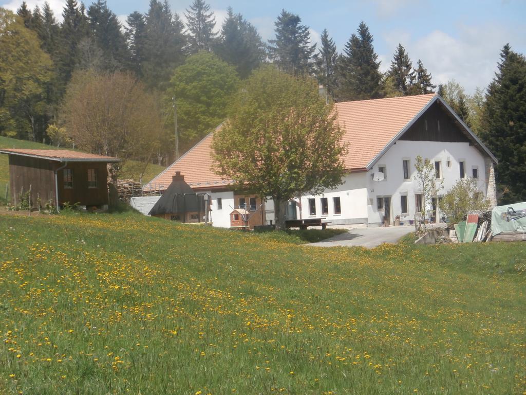 B&B La Ferme De Pouillerel 라쇼드퐁 외부 사진