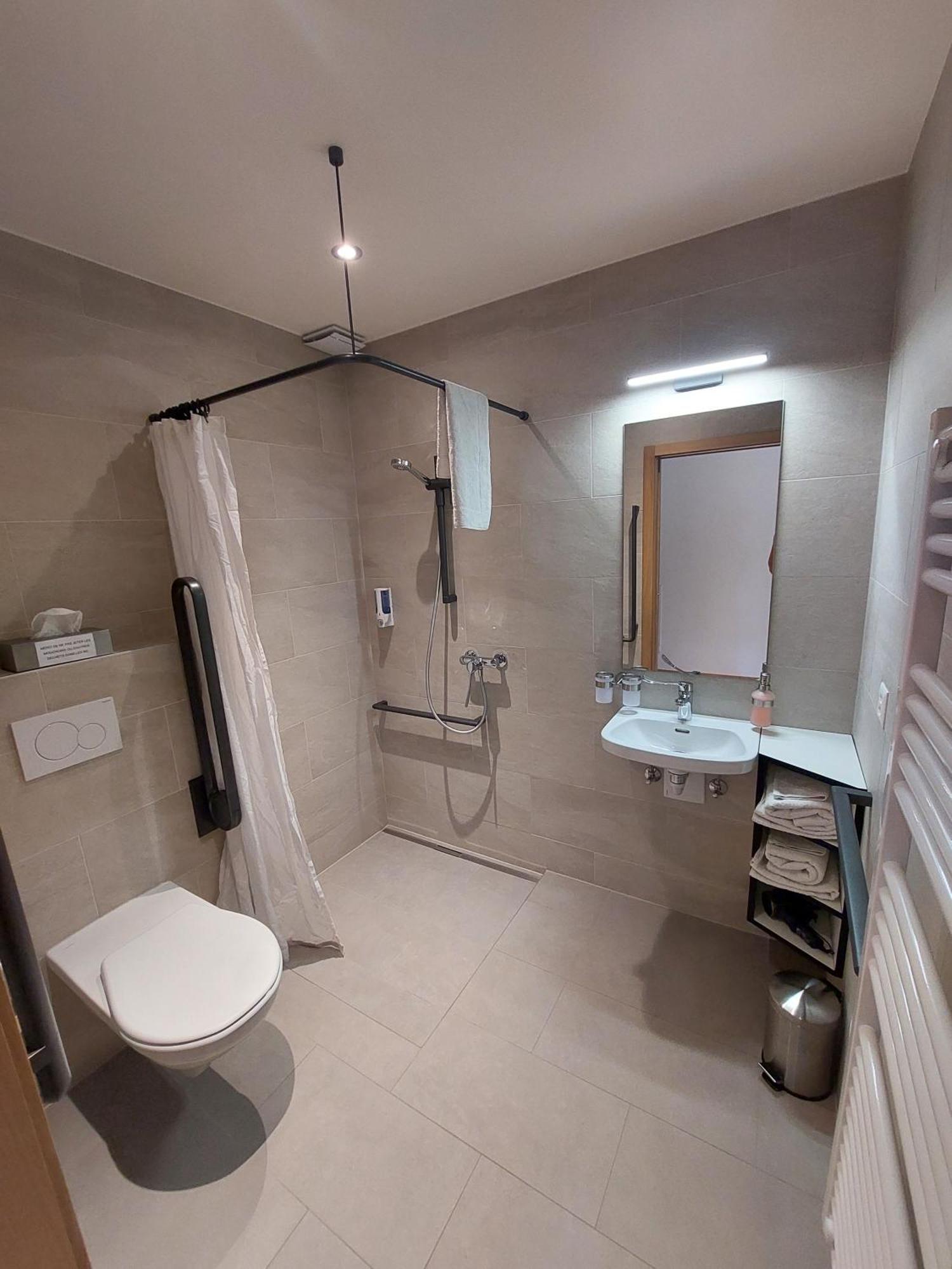 B&B La Ferme De Pouillerel 라쇼드퐁 외부 사진