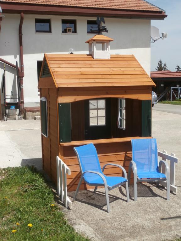 B&B La Ferme De Pouillerel 라쇼드퐁 외부 사진