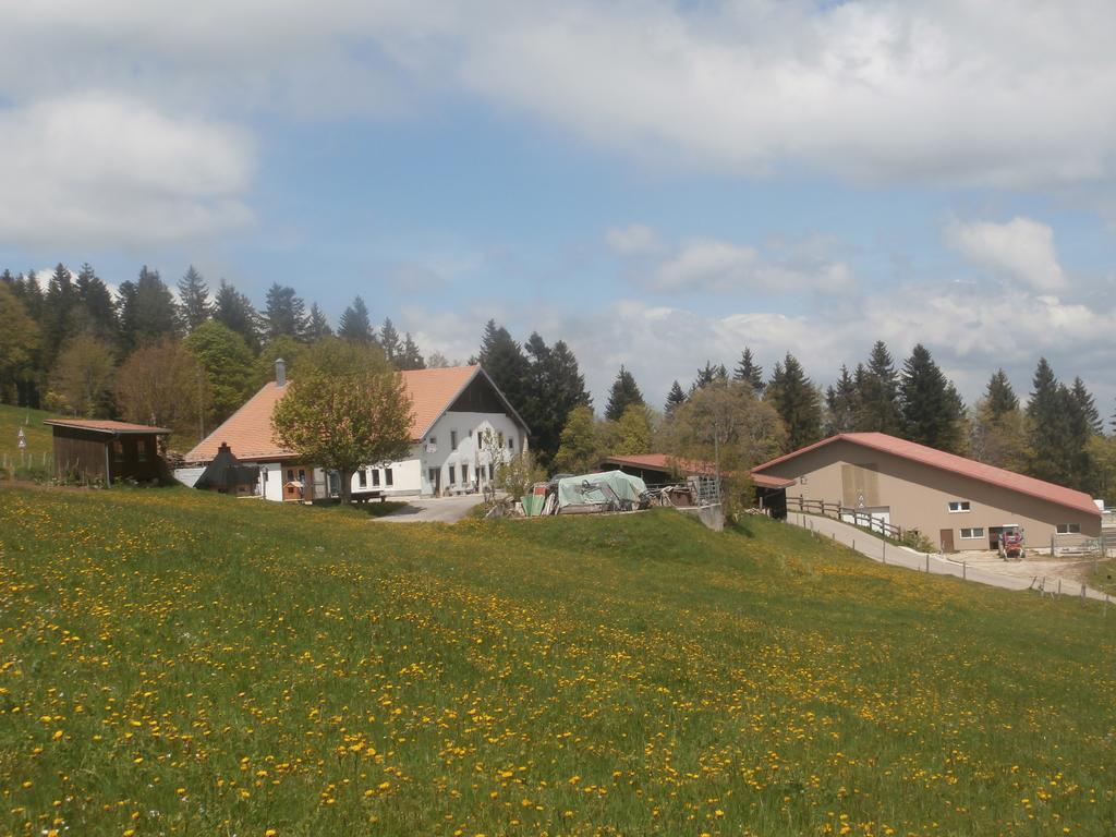 B&B La Ferme De Pouillerel 라쇼드퐁 외부 사진